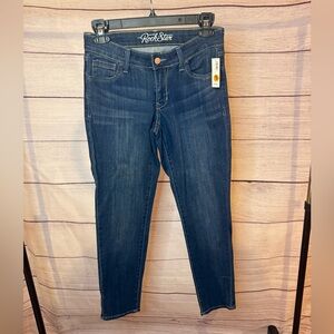 NWT Old Navy Rockstar dark wash jegging/skinny jean